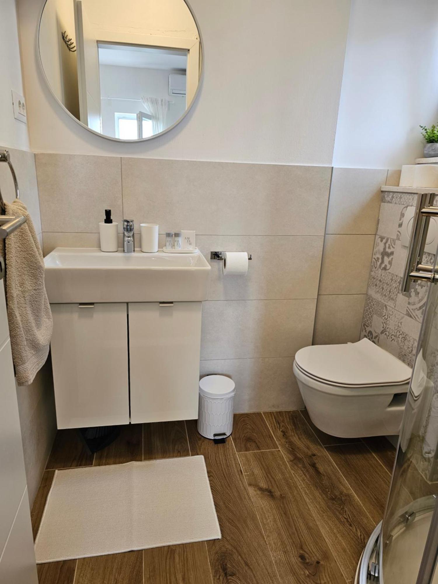 Room Ela Donji Seget Екстериор снимка